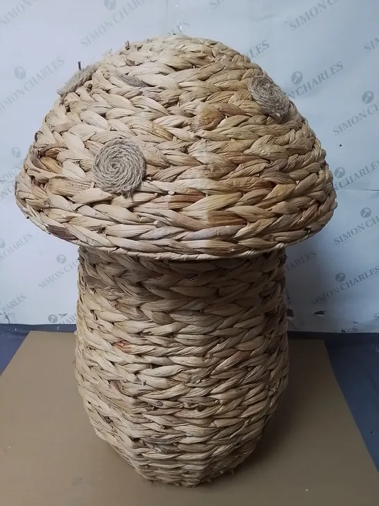 TOADSTOOL WICKER EFFECT LAUNDRY BASKET