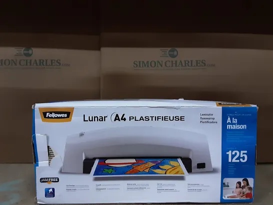 BOXED LUNAR A4 LAMINATOR 