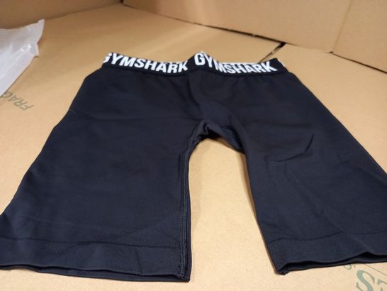 STYLE OF GYMSHARK BLACK SPORTS SHORTS - SMALL