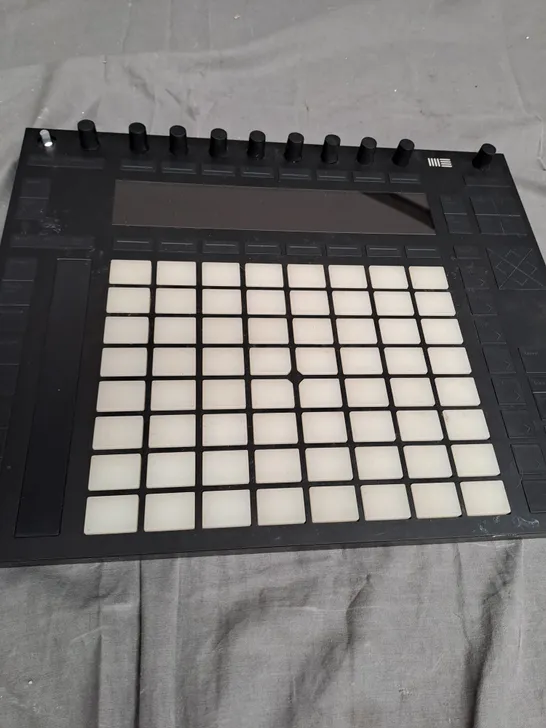 ABLETON PUSH 2 MIDI CONTROLLER