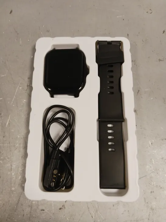 BOXED FITNESS TRACKING SMART WATCH	