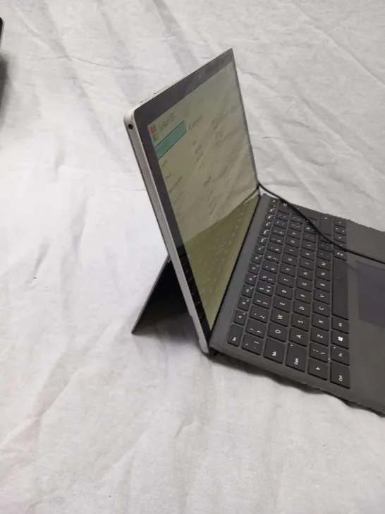 MICROSOFT SURFACE PRO 128GB