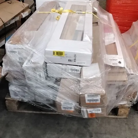 PALLET OF ASSORTED FLOOR BOARDS AND PANELS 