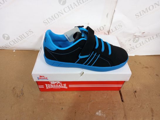 BOXED PAIR OF LONSDALE BLUE/BLACK TRAINERS SIZE 1