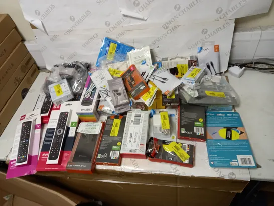 LOT OF APPROX. 40 ASSORTED ELECTRONICS TO INCLUDE TV REMOTES, CHARGING CABLES, EARPHONES ETC