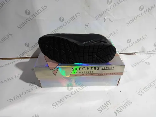 BOXED PAIR OF SKECHERS STREET SHOES IN BLACK/ROSE GOLD UK SIZE 6