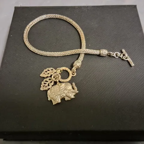 Elephant themed necklace - 925 stamp