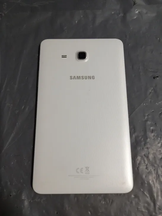 SAMSUNG GALAXY TAB A 2016 IN WHITE