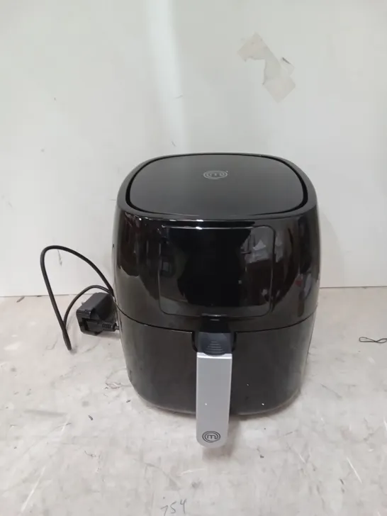 BOXED MASTERCHEF 4.5L DIGITAL AIR FRYER 