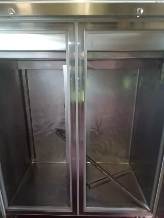 COMMERCIAL DOUBLE DOOR FRIDGE 