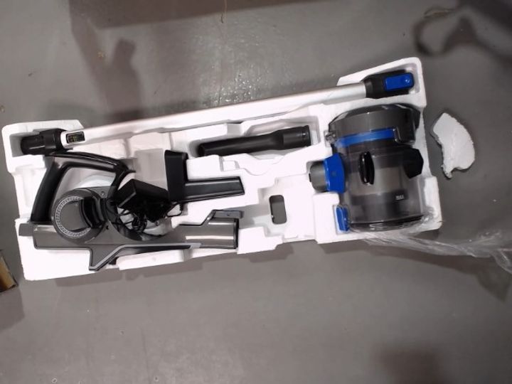 ONEPWR BLADE 3 CORDLESS VACUUM CLEANER 3180082Simon Charles Auctioneers