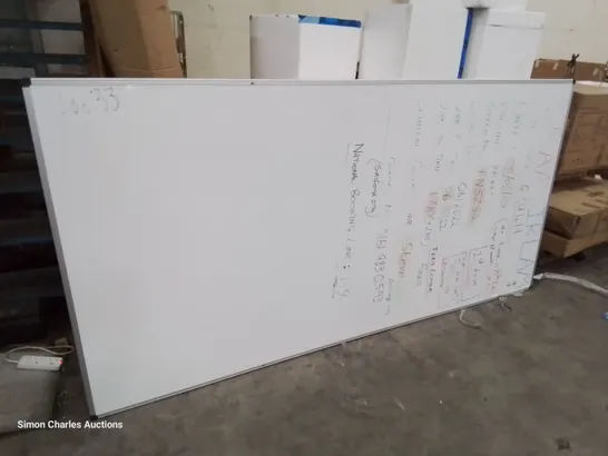 LARGE WHITEBOARD