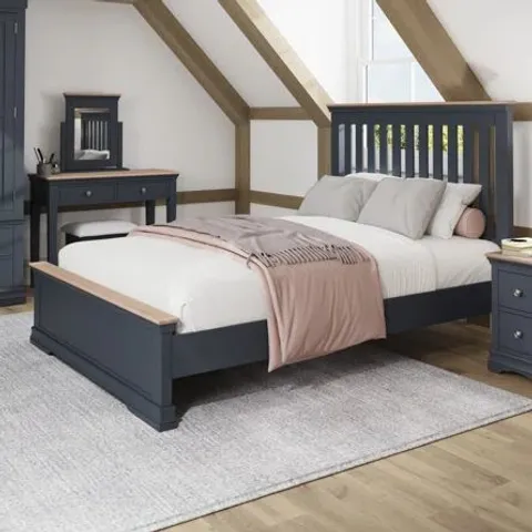 BOXED HAVANA BED FRAME SIZE: SUPER KING (6') (2 BOXES)