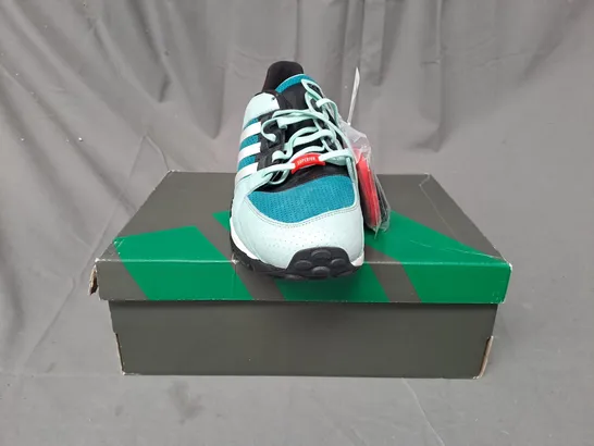 BOXED PAIR OF ADIDAS EQUIPMENT RUNNING SUPPORT SHOES IN MULTICOLOUR UK SIZE 10.5