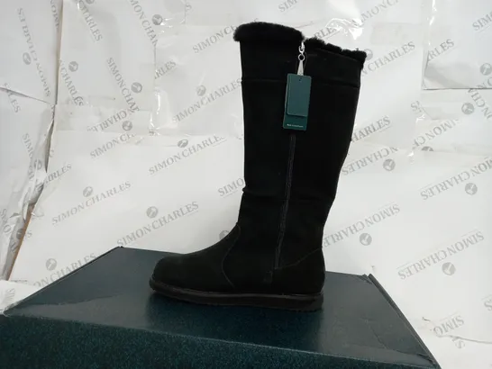 BOXED EMU AUSTRALIA "MOONTA" WATERPROOF KNEE LEATHER BOOTS, BLACK - SIZE 5