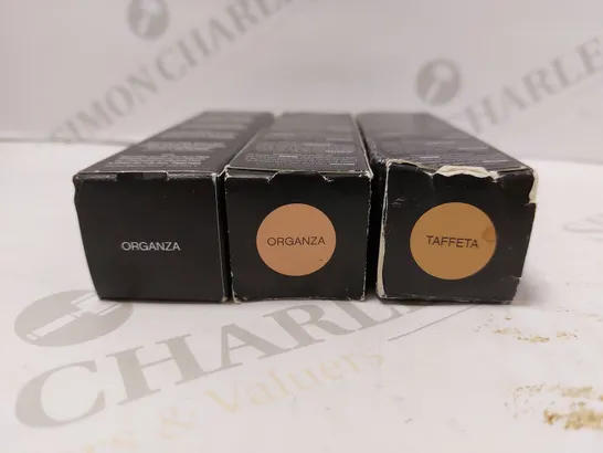 LOT OF 3 X 20ML ASSORTED YOUNIQUE TOUCH MINERAL LIQUID FOUNDATIONS TO INCLUDE 2 X ORGANZA & 1 X TAFFETA 