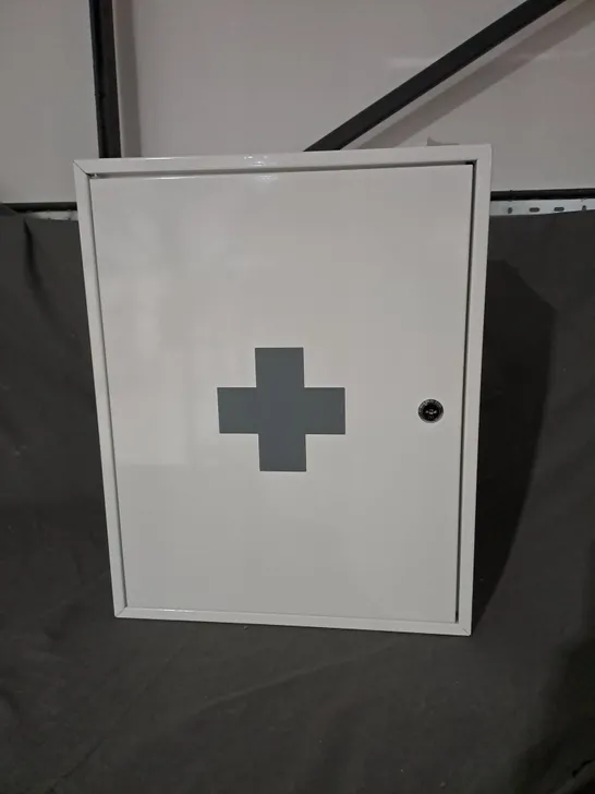 BOXED FIRST AID WALL CABINET IN CHALK STEEL 