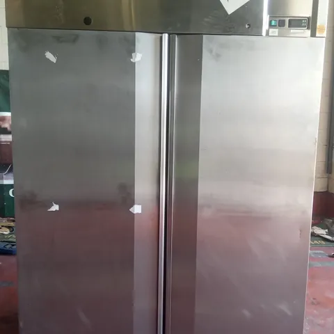 COMMERCIAL DOUBLE DOOR TALL FRIDGE 