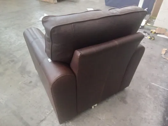 ARMCHAIR - BROWN LEATHER 