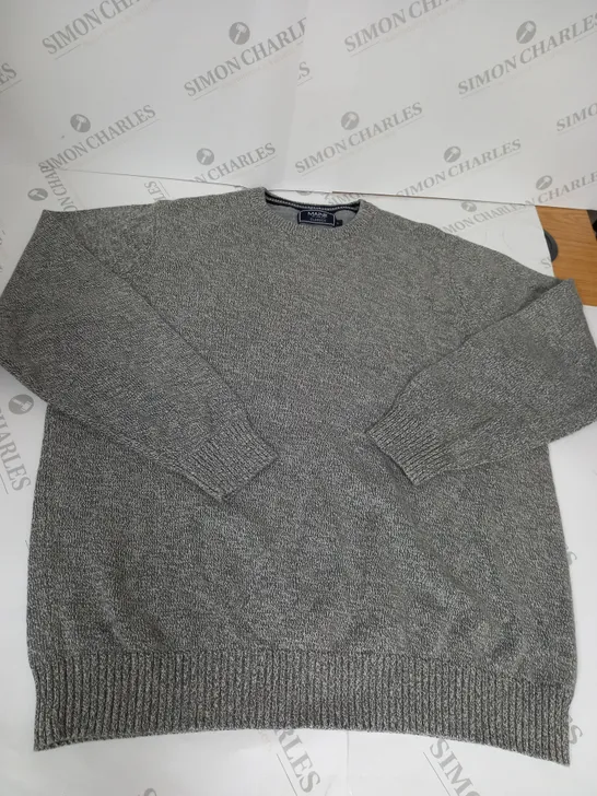 MAINE NEW ENGLAND LIGHT GREY SWEATER SIZE L 