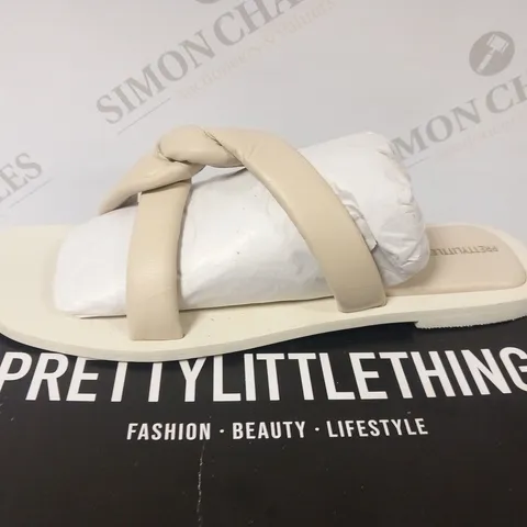 BOXED PRETTY LITTLE THING BEIGE SANDAL SIZE 6