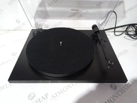 PRO-JECT AUDIO PRIMARY E TURNTABLE - BLACK