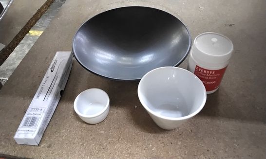 4 BOXES OF APPROXIMATELY 50 ASSORTED ITEMS INCLUDING DESSERT KNIVES, SMALL CERAMIC SAUCE BOWL, SEASONS GRAPHITE PRESENTATION BOWL, WHITE CONIC BOWL, EVERSYS COFFEE MACHINE CLEANING BALLS