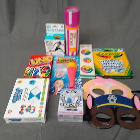 BOX OF ASSORTED TOYS AND GAMES TO INCLUDE UNO, CRAYOLA AND PAW PATROL MASKS