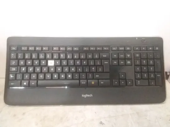 BAGGED LOGITECH K800 WIRELESS KEYBOARD 