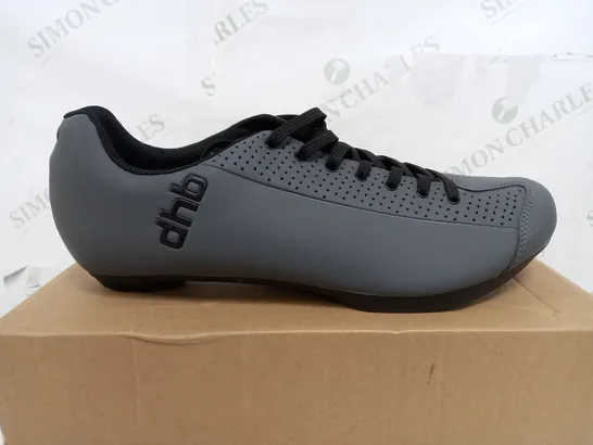 BOXED PAIR OF DHB DORICA GREROAD SHOES - EU 45