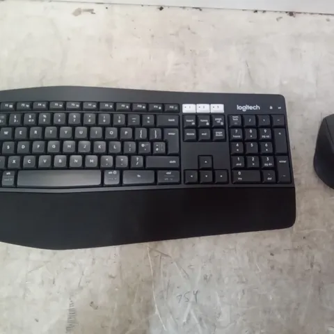 BOXED LOGITECH MK850 WIRELESS KEYBOARD & MOUSE COMBO