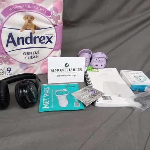 LARGE QUANTITY OF ASSORTED HOUSEHOLD PRODUCTS TO INCLUDE; ANDREW GENTLE CLEAN, ANKER MAGNETIC PHONE GRIP AND CROCS 