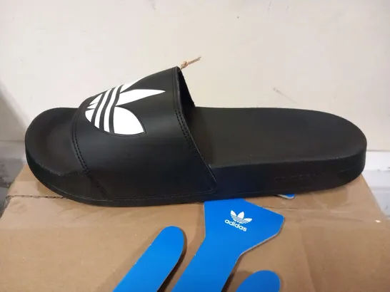 ADIDAS ADILETTE LITE SANDALS SIZE 12