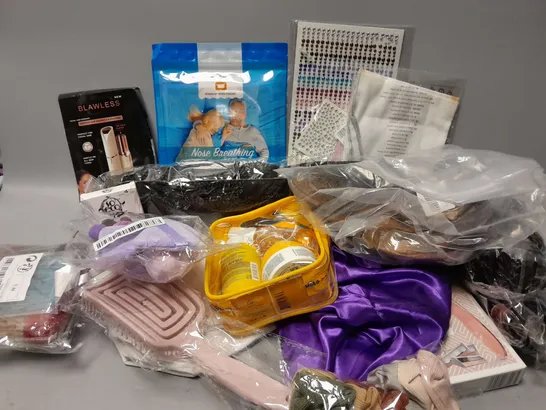 APPROXIMATELY 12 ASSORTED HEALTH & BEAUTY ITEMS TO INCLUDE FFS COMPLETE COLLECTION, WIGS, MYOTAPE NOSE BREATHING FOR ADULTS, ETC