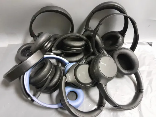 APPROXIMATELY 15 ASSORTED HEADPHONES TO INCLUDE SONY WH-1000XM4, SENNHEISER HD 450BT 