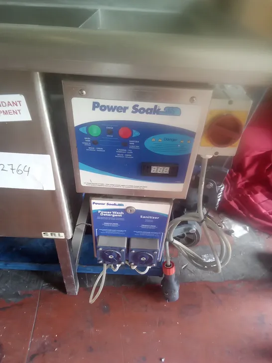 COMMERCIAL POWER SOAK WASH STATION 