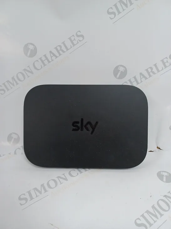 BOXED SKY Q HUB (ER115)