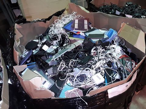 PALLET OF ASSORTED ITEMS TO INCLUDE: PHONE CHARGERS CABLES, CONTROLLERS, CONSOLE ACCESSORIES, CASES ETC 