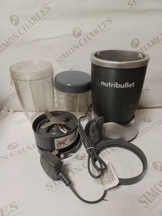 NUTRIBULLET 600 SERIES HIGH SPEED BLENDER