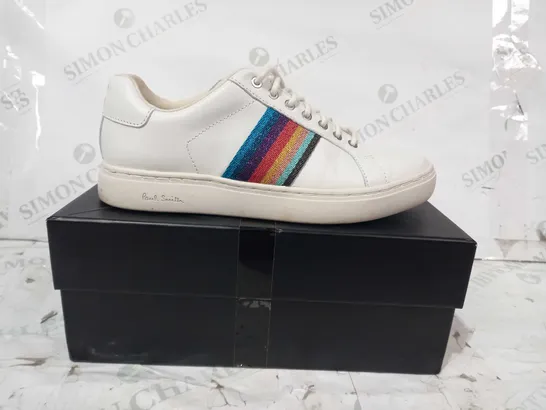 BOXED PAIR OF PAUL SMITH SNEAKERS IN WHITE W. RAINBOW DETAIL EU SIZE 37