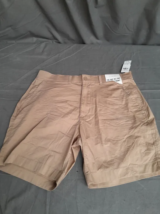 ABERCROMBIE & FITCH CLASSIC FIT ALL DAY SHORT IN TAN SIZE 36W