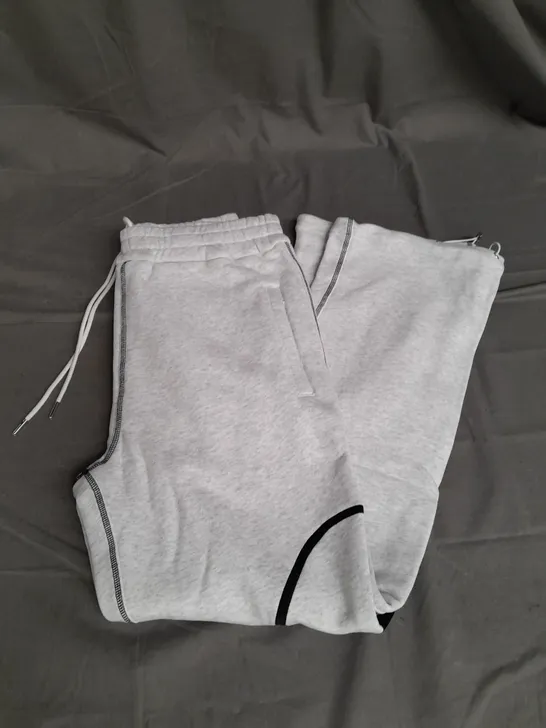 SHAPED EMBROIDERED DRAWSTRING HEM SWEATPANTS IN LIGHT GREY SIZE S