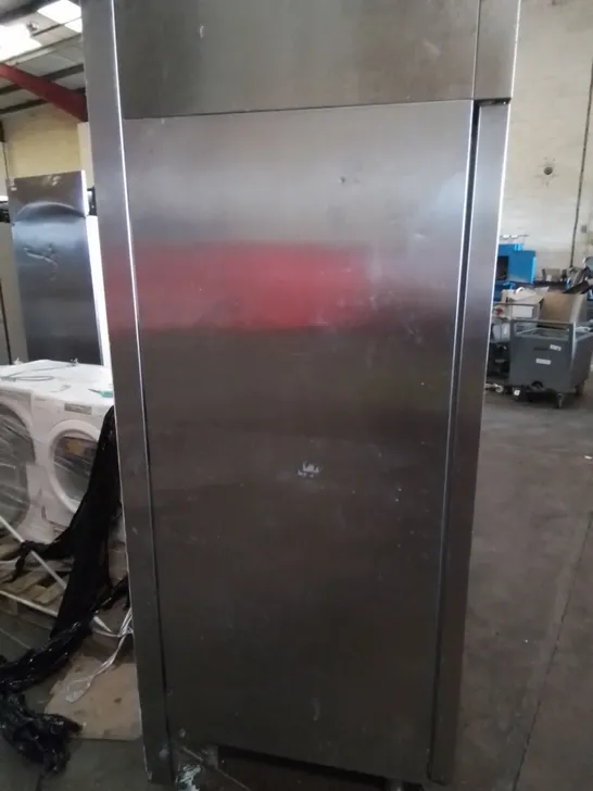 COMMERCIAL STAINLESS DOUBLE DOOR REFRIGERATED FOOD STORAGE UNIT 