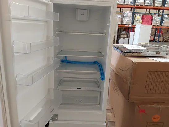 BAUMATIC FRIDGE FREEZER - WHITE 