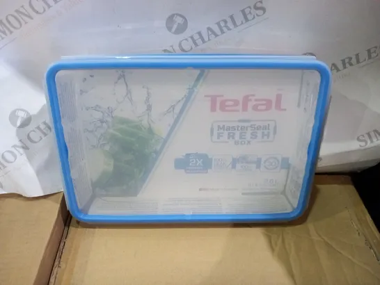 APPROXIMATELY 6 BRAND NEW BOXED TEFAL MASTERSEAL FRESH BOX 2.6L