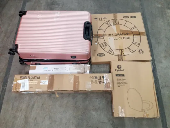 PALLET OF ASSORTED PRODUCTS INCLUDING WALL CLOCK, TOILET SEAT, SUITCASE, TOWEL RAIL, TREE HOME DECOR