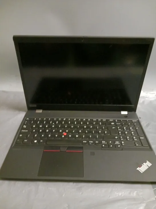 UNBOXED LENOVO THINKPAD T15 LAPTOP 