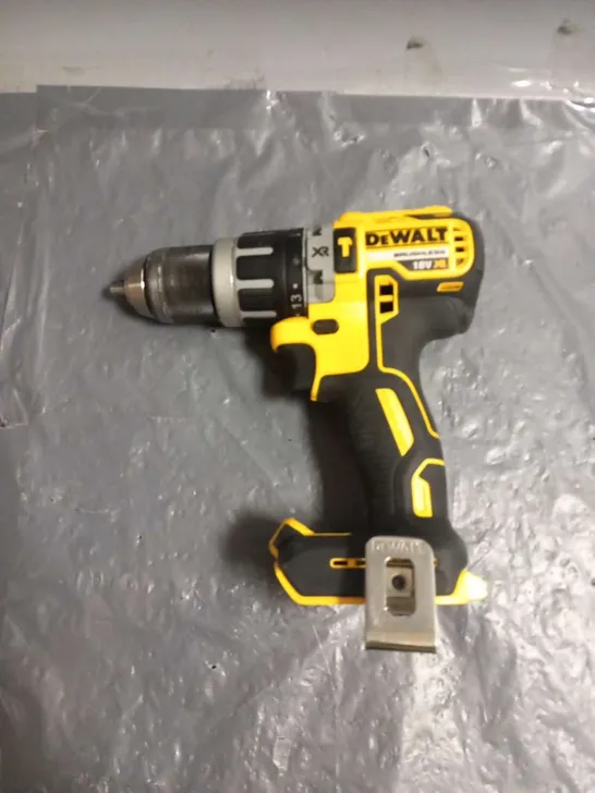 DEWALT BRUSHLESS 18V XR DCD796