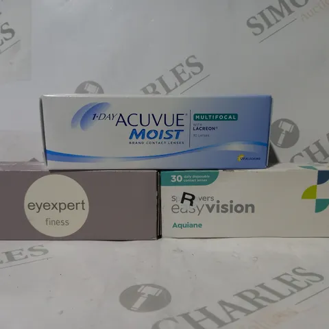 APPROXIMATELY 20 ASSORTED HEALTH CARE ITEMS TO INCLUDE EYE EXPERT FINESS CONTACT LENSES, 1-DAY ACUVUE MOIST CONTACT LENSES, ETC