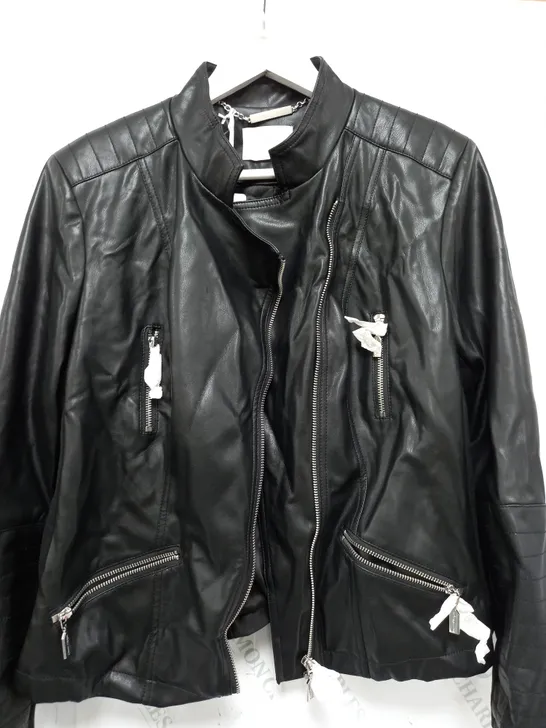 DANNI MINOGUE FUAX BIKER JACKET IN BLACK - SIZE 20